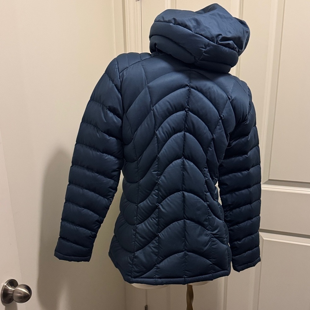 Patagonia Women's Down Puffer Jacket - Deep Blue - Picture 9 of 12